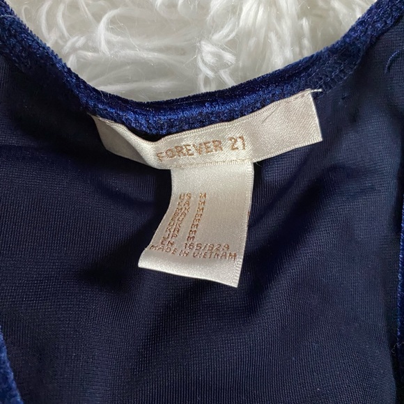 Velvet bodysuit - Picture 3 of 3